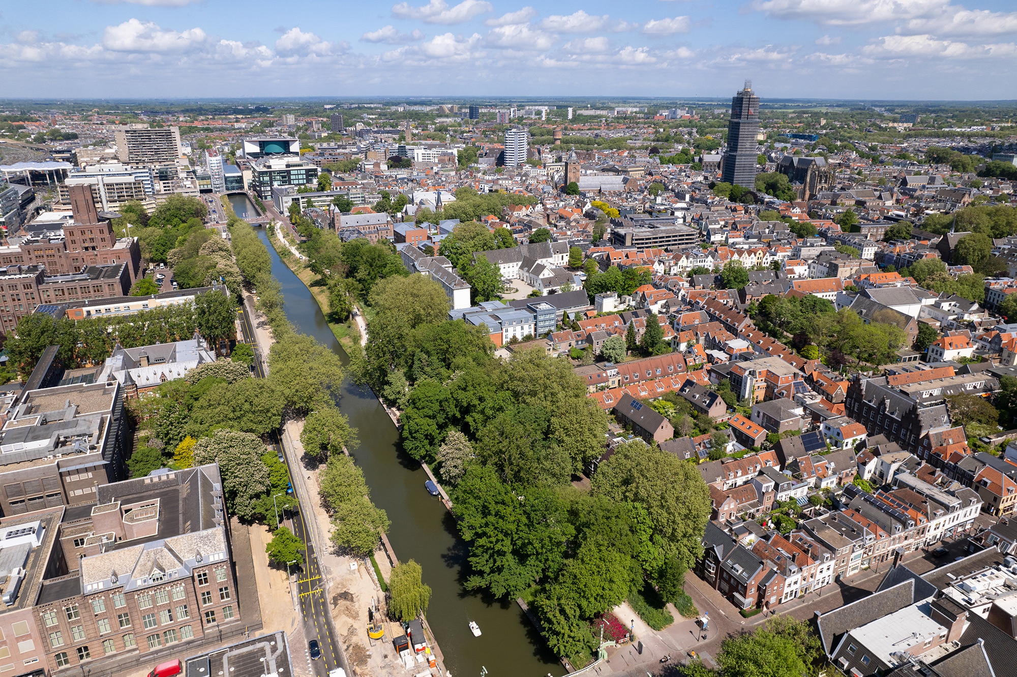 Das Gewinnerprojekt stellt die historische Beziehung zum Wasser im Herzen von Utrecht wieder her. Bildquelle: © 2021 OKRA landschapsarchitecten