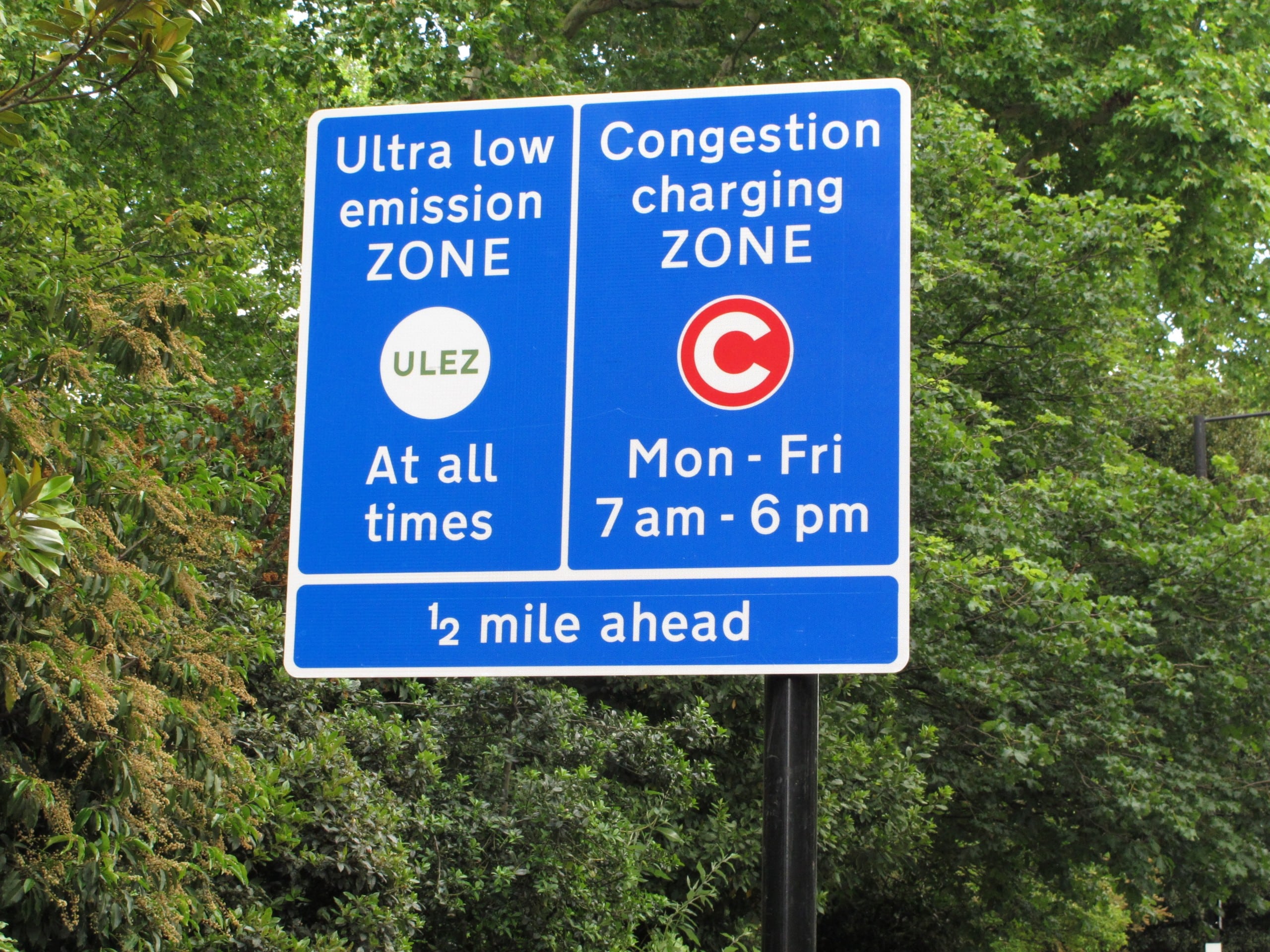 London möchte anhand der Umweltzone sowie mithilfe der Congestion Charge die Luft- und Lebensqualität in der Stadt verbessern. Foto: David Hawgood, CC BY-SA 2.0, via Wikimedia