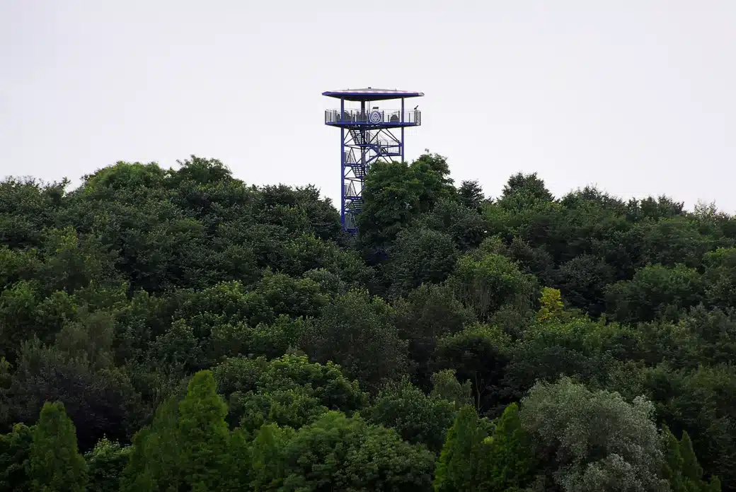 Aussichtsturm auf Wolfsberg. Quelle: Stadt Duisburg, Uwe Köppen