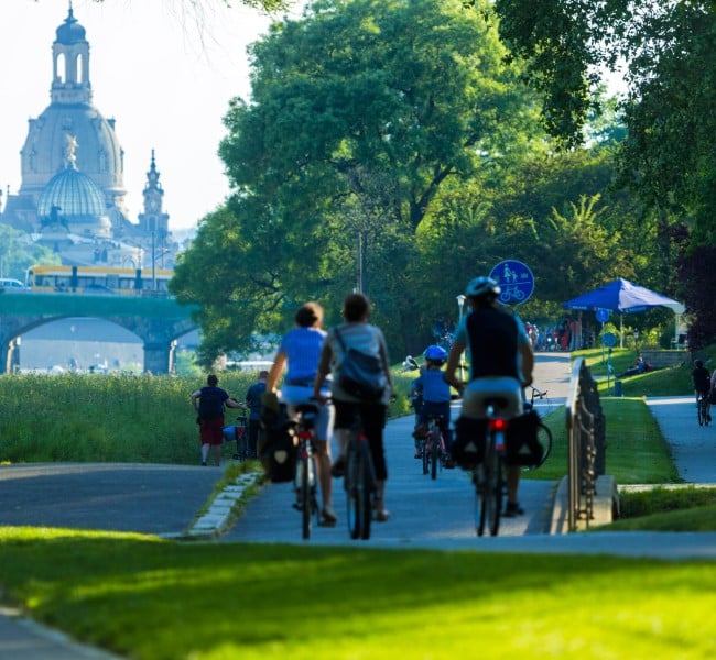 Der Elberadweg gehört zu Dresdens beliebtesten Fahrrad- und Wanderwegen. Mit dem Mobil-O-Mat möchte die Stadt weitere Ideen zur Mobilität der Zukunft sammeln. Photo: Sylvio Dittrich